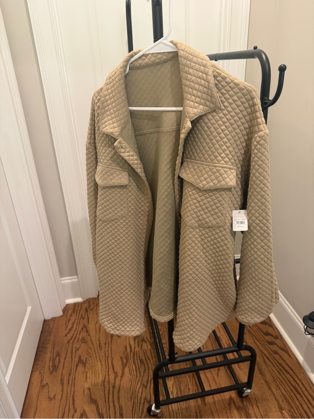 Women’s Quilted Shacket Jacket in Beige